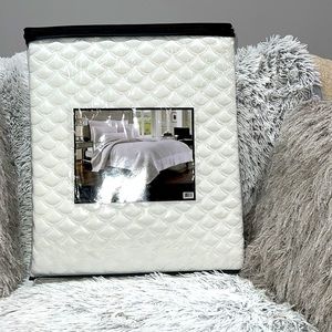 Five queen Court Zarah Satin Damask Embroidered Coverlet King white.